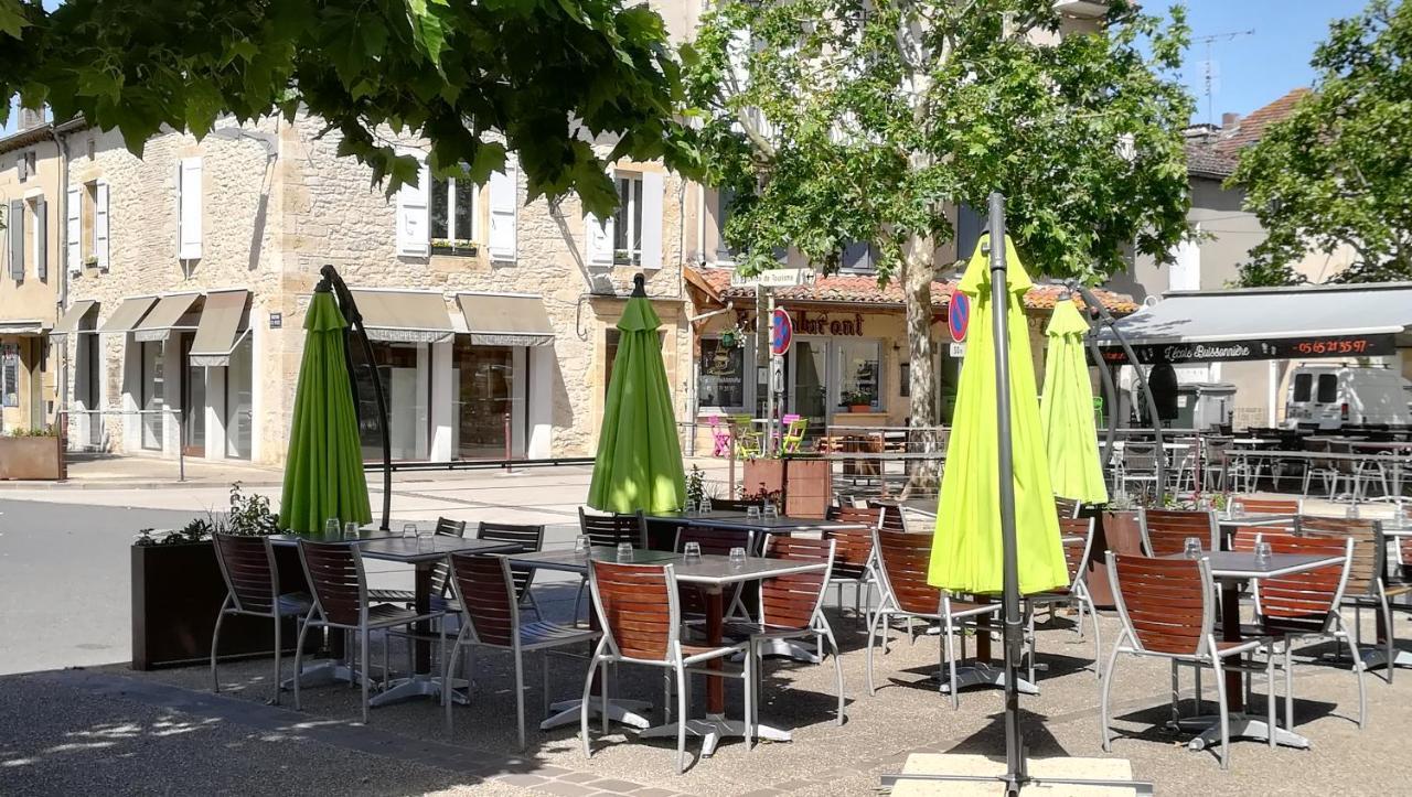 Chezvero46 residence claire rive avec piscine, wifi et vélos Prayssac Extérieur photo